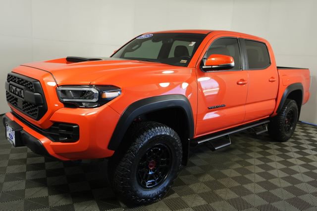 Used 2023 Toyota Tacoma TRD Pro AWD/4WD image 7