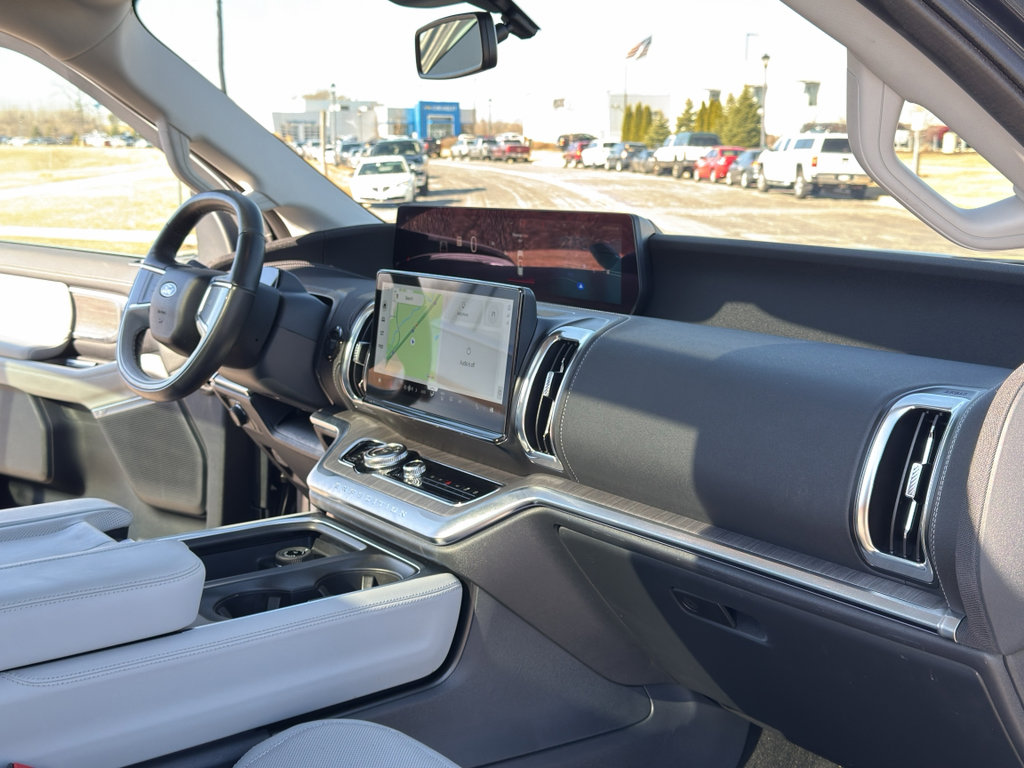 Certified 2025 Ford Expedition Max Platinum w/ Platinum Ultimate Package image 32