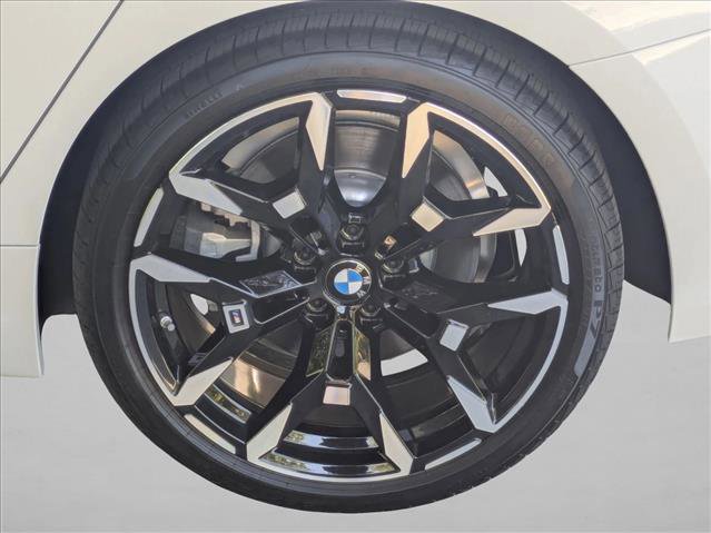 Used 2025 BMW 330i xDrive Sedan AWD/4WD image 22