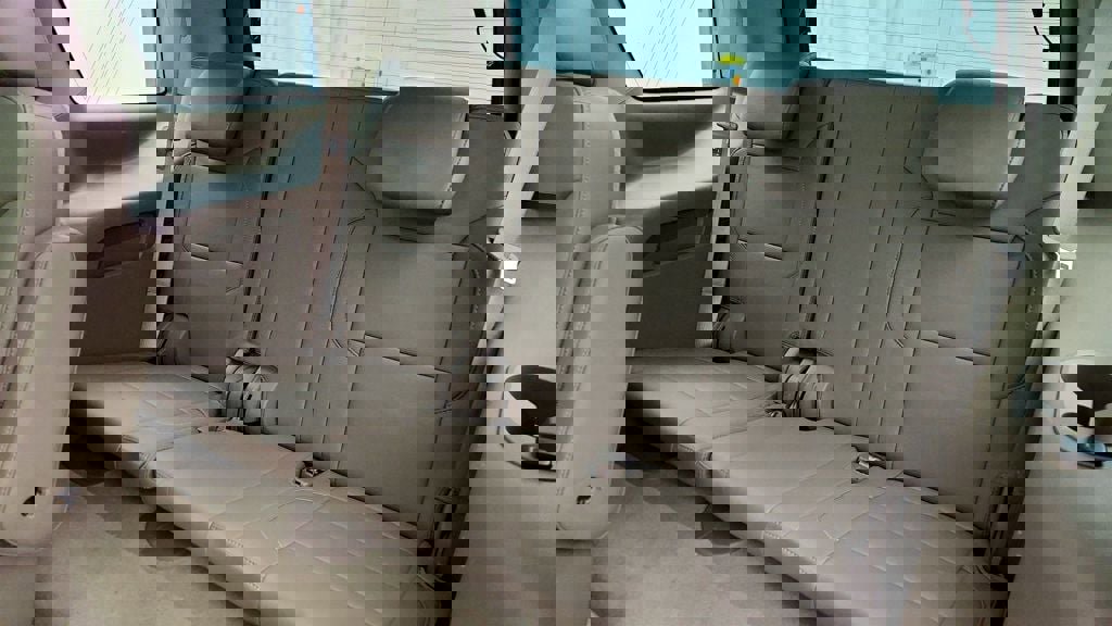 Used 2016 Chevrolet Tahoe LT w/ Luxury Package image 21