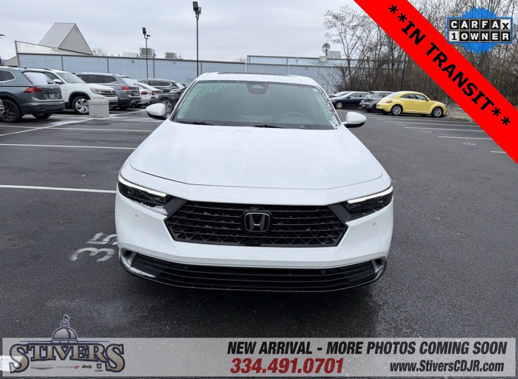 Used 2023 Honda Accord Touring image 3