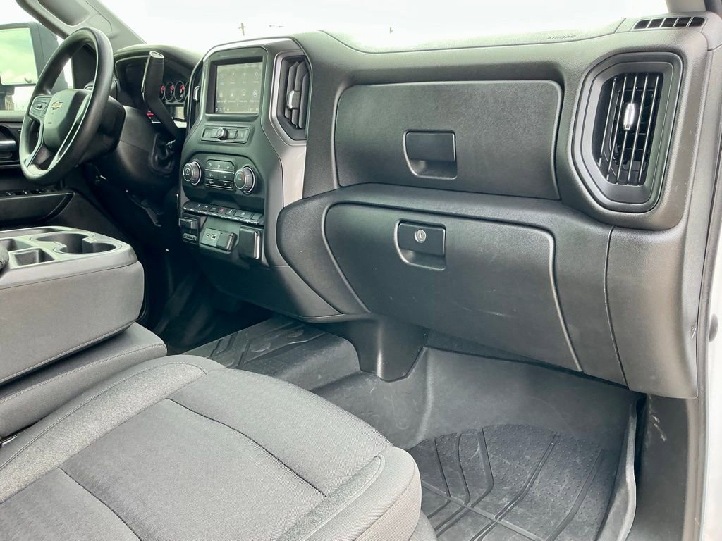 Used 2024 Chevrolet Silverado 2500 Custom w/ Custom Value Package image 24