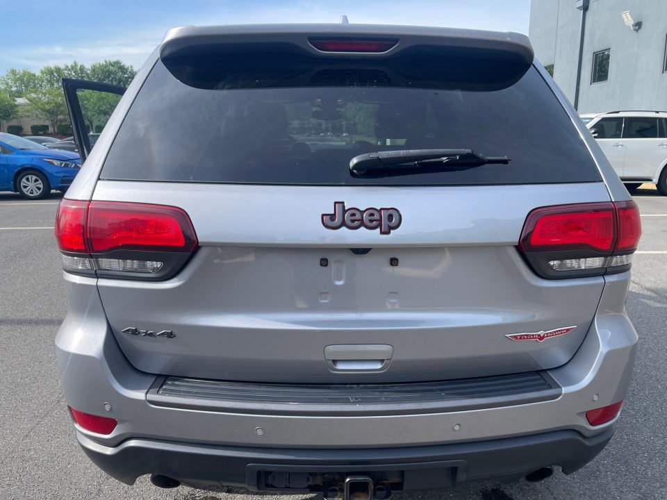 Used 2020 Jeep Grand Cherokee Trailhawk image 16