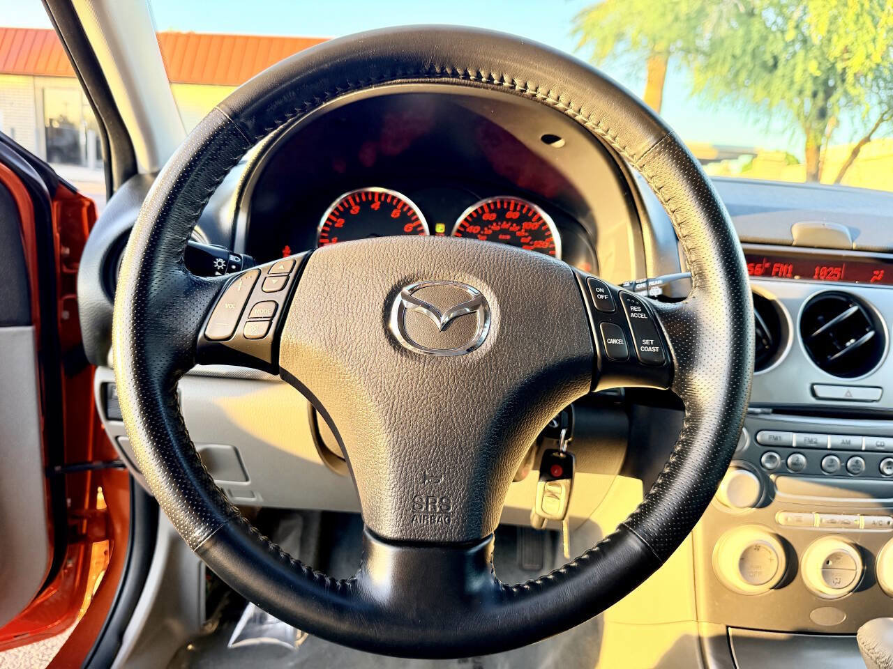 Used 2004 MAZDA MAZDA6 s w/ Luxury Pkg image 19