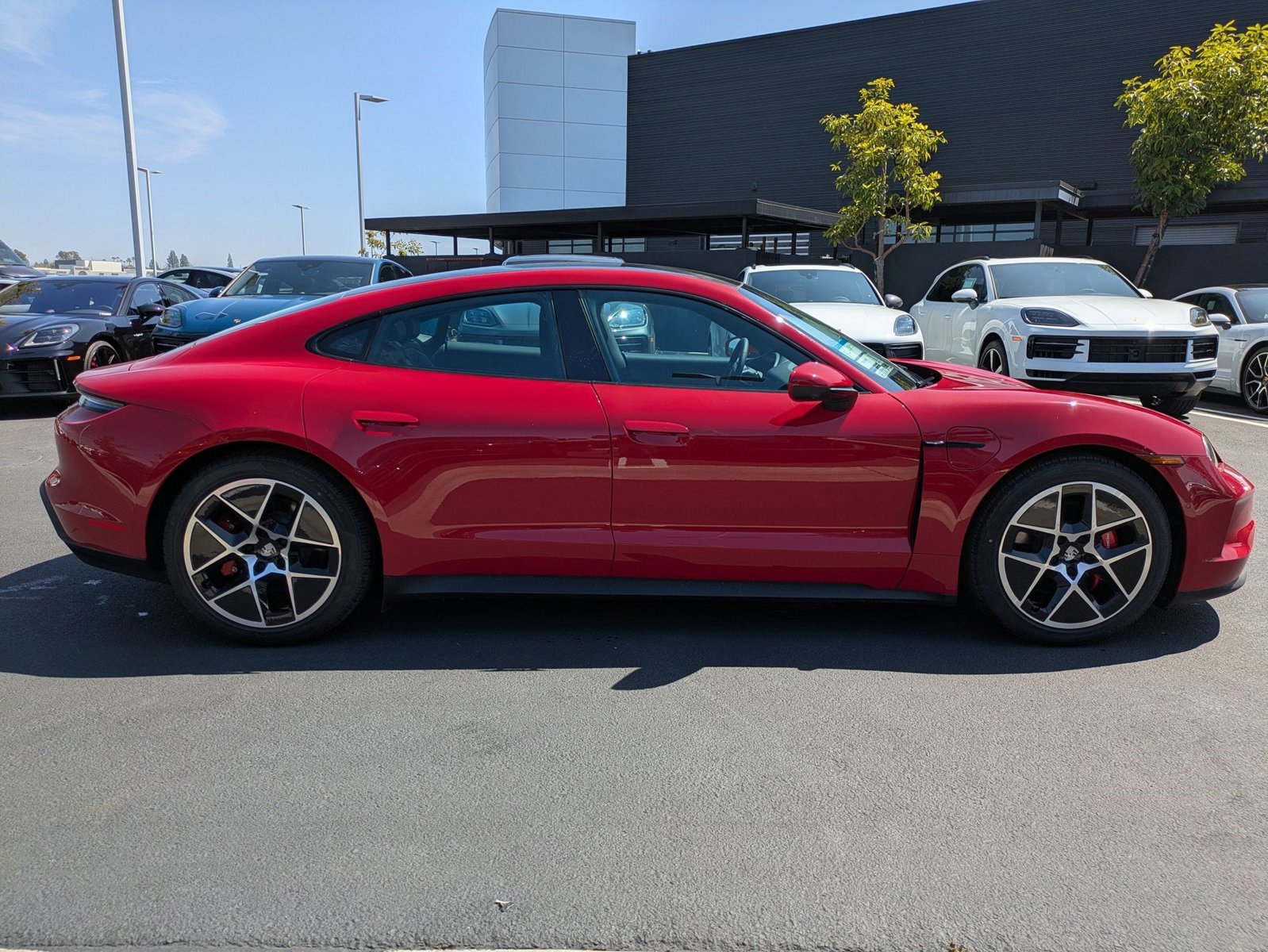 New 2025 Porsche Taycan 4S AWD/4WD image 8
