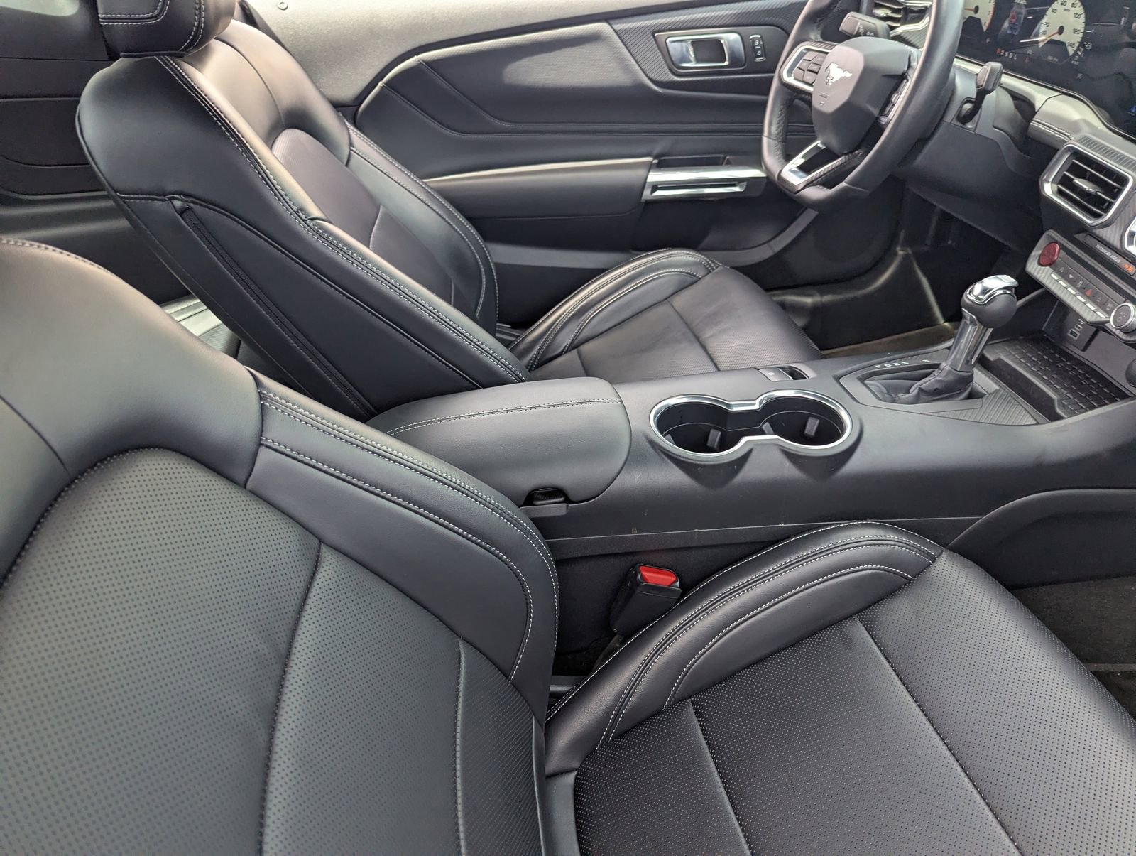 Certified 2024 Ford Mustang Premium RWD image 11