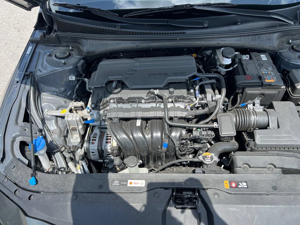 Used 2025 Hyundai Elantra Sport w/ Cargo Package FWD image 25