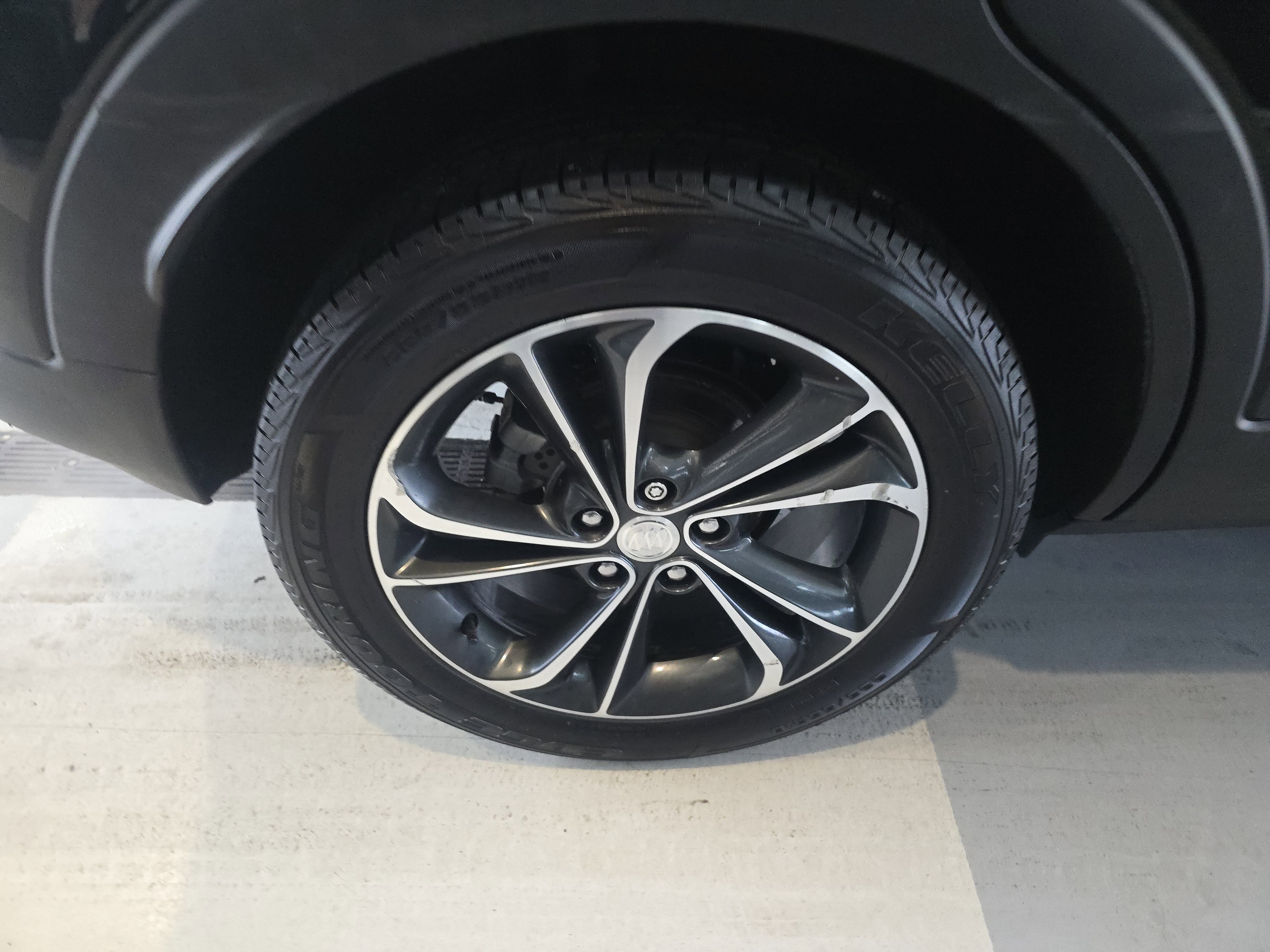 Used 2021 Buick Encore GX Select image 12