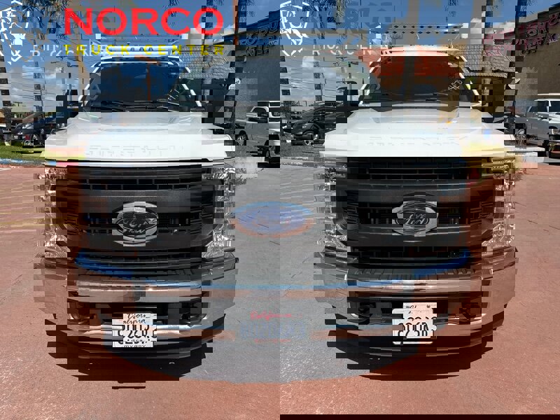 Used 2022 Ford F350 XL w/ XL Value Package image 3