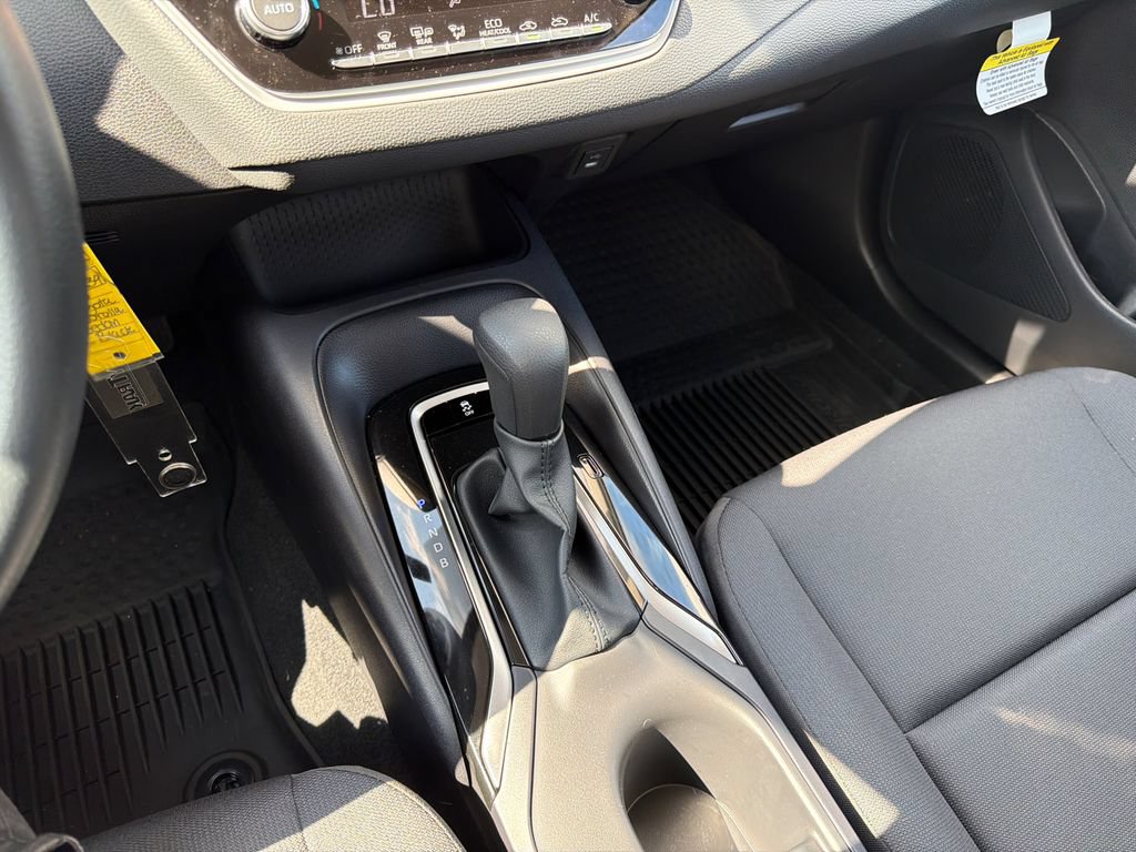 Used 2026 Toyota Corolla LE FWD image 34