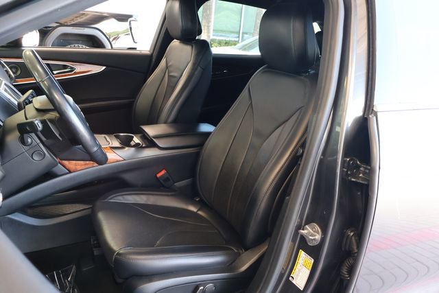Used 2020 Lincoln Nautilus Reserve AWD/4WD image 13