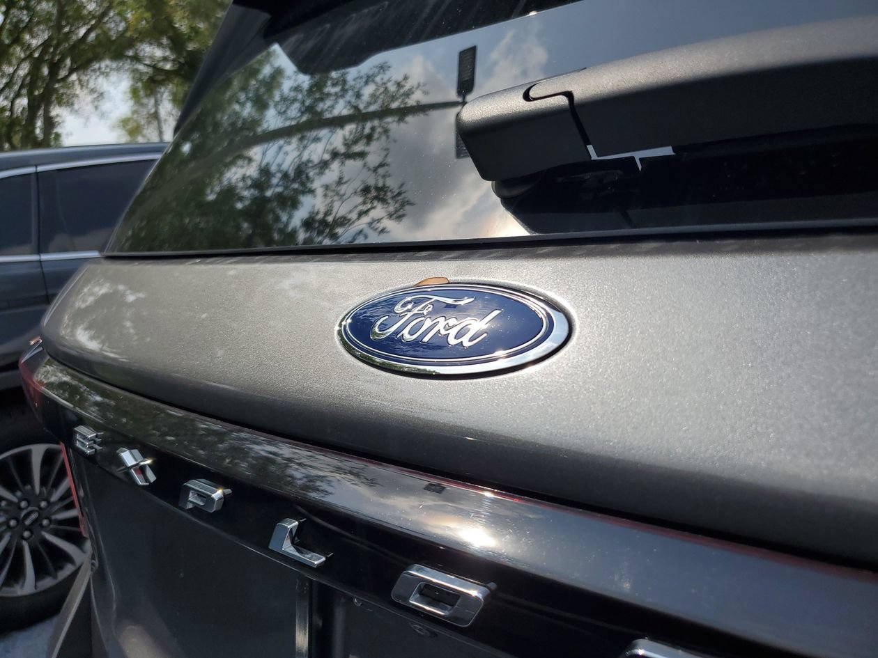 Used 2026 Ford Explorer Active RWD image 6