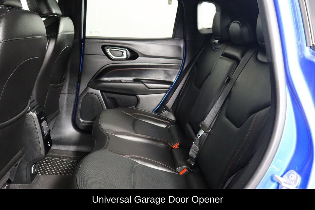Used 2023 Jeep Compass Trailhawk w/ Trailhawk Elite Group image 17