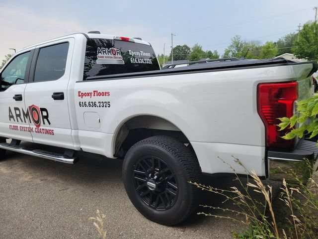 Used 2020 Ford F250 XL w/ Power Equipment Group AWD/4WD image 4