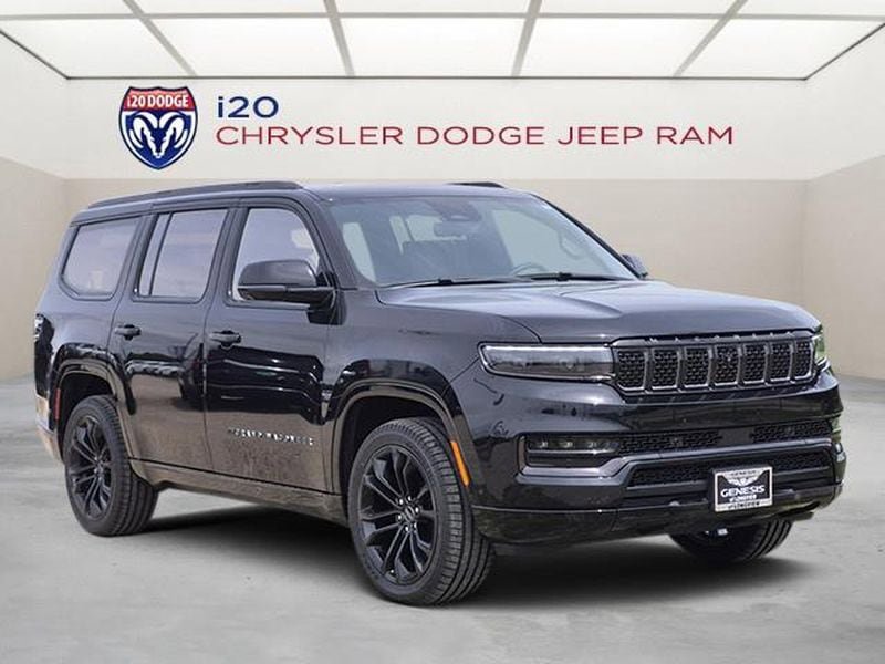 Used 2022 Jeep Grand Wagoneer Series II AWD/4WD image 1