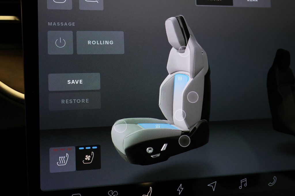 Used 2026 Lucid Gravity Dream image 31