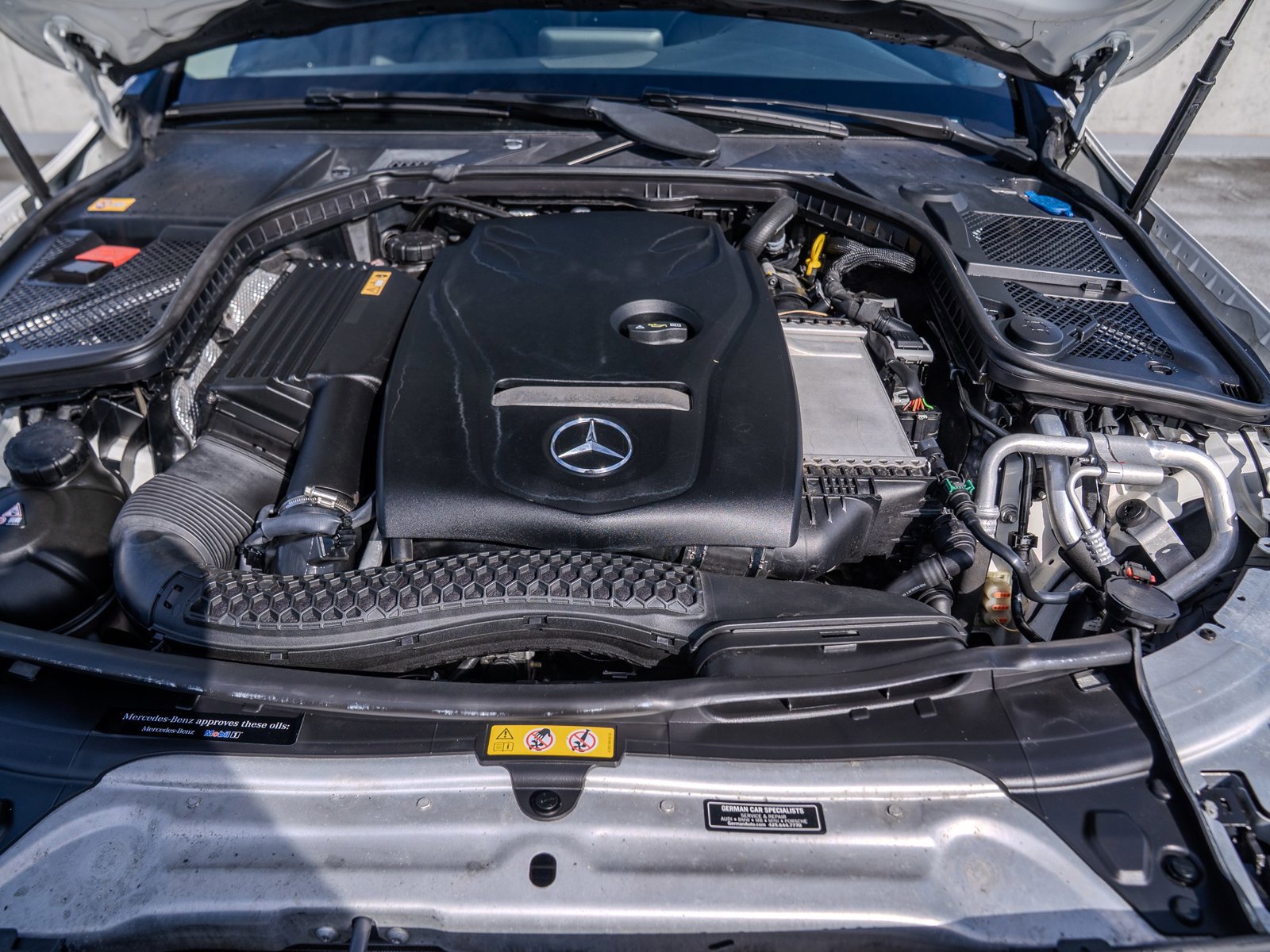 Used 2015 Mercedes-Benz C 300 4MATIC Sedan image 30