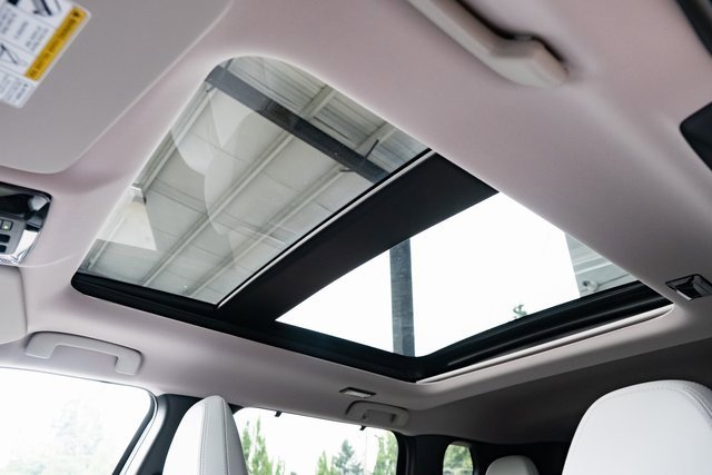 New 2025 Mitsubishi Outlander AWD image 23