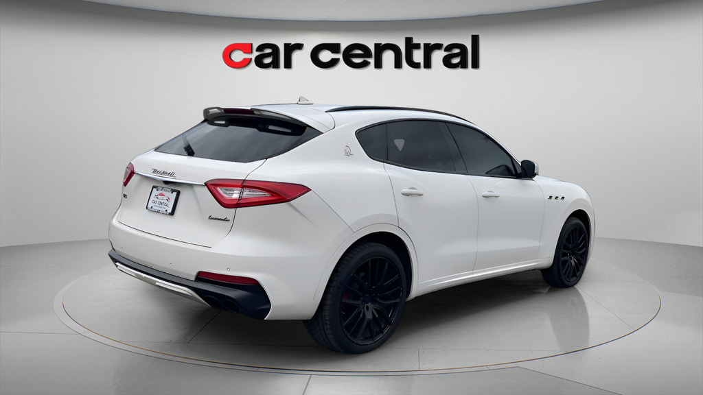 Used 2019 Maserati Levante GTS AWD/4WD image 5