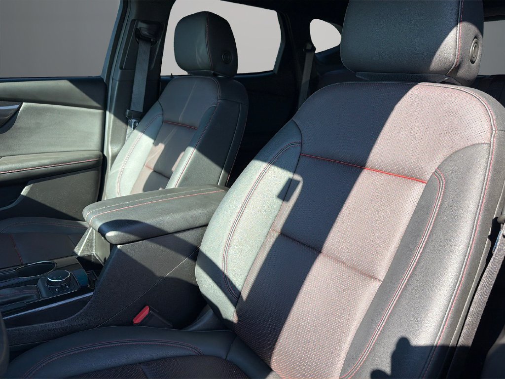 Certified 2021 Chevrolet Blazer RS w/ Enhanced Convenience Package FWD image 14