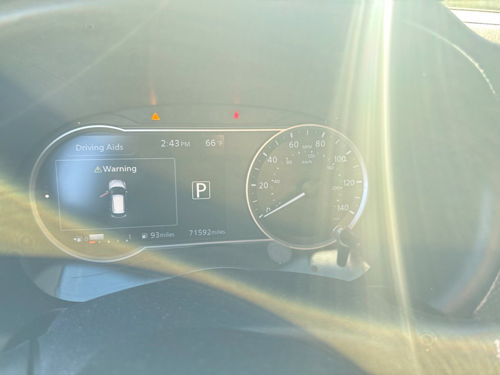 Used 2018 Nissan Kicks SV FWD image 7