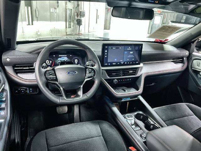 Certified 2025 Ford Explorer ST AWD/4WD image 19