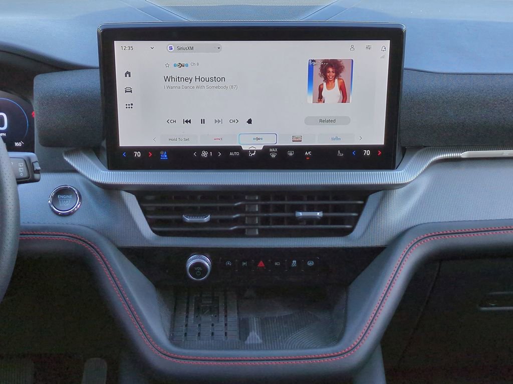 Used 2025 Ford Explorer ST image 18