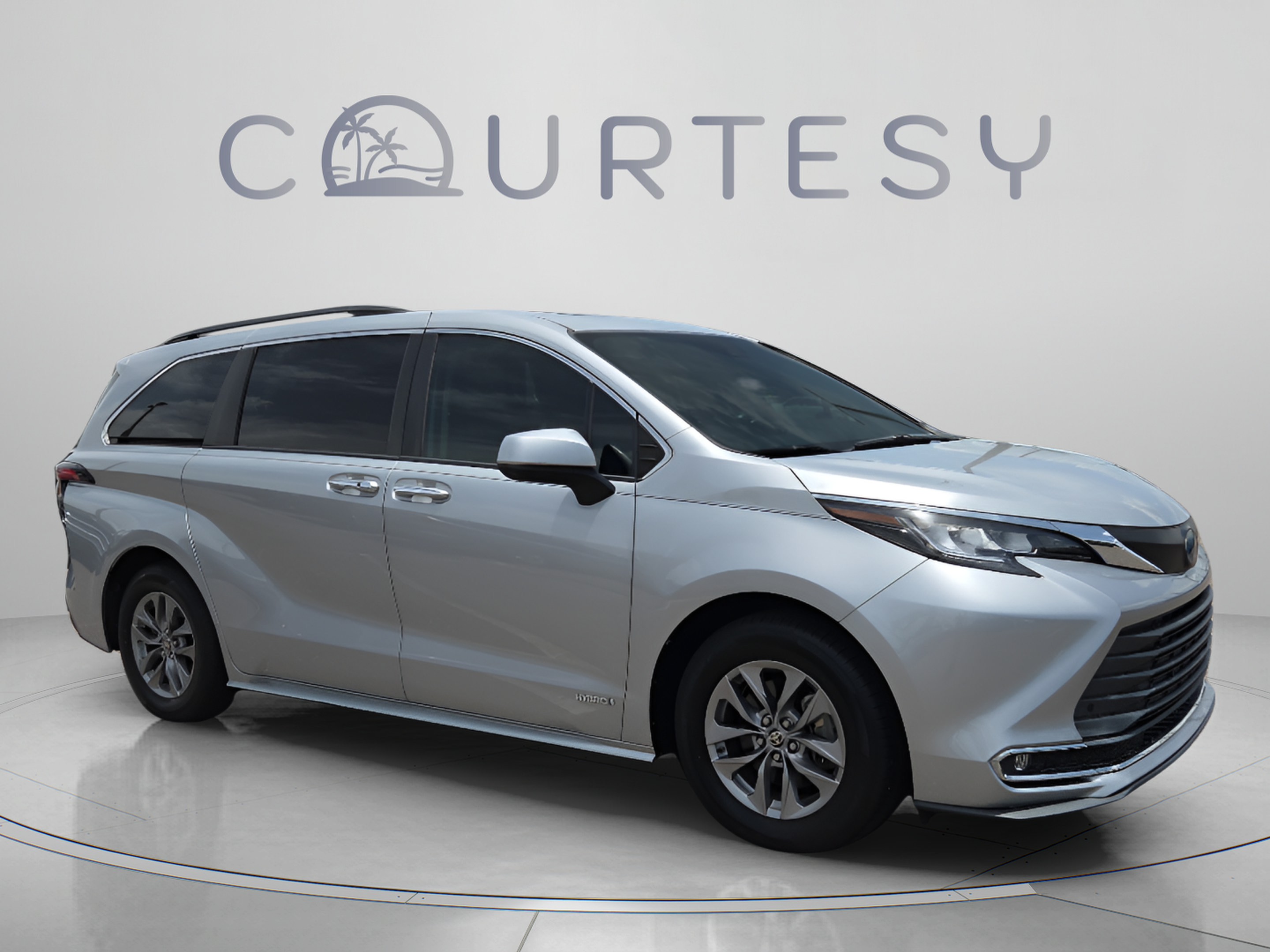 Certified 2021 Toyota Sienna XLE FWD image 7