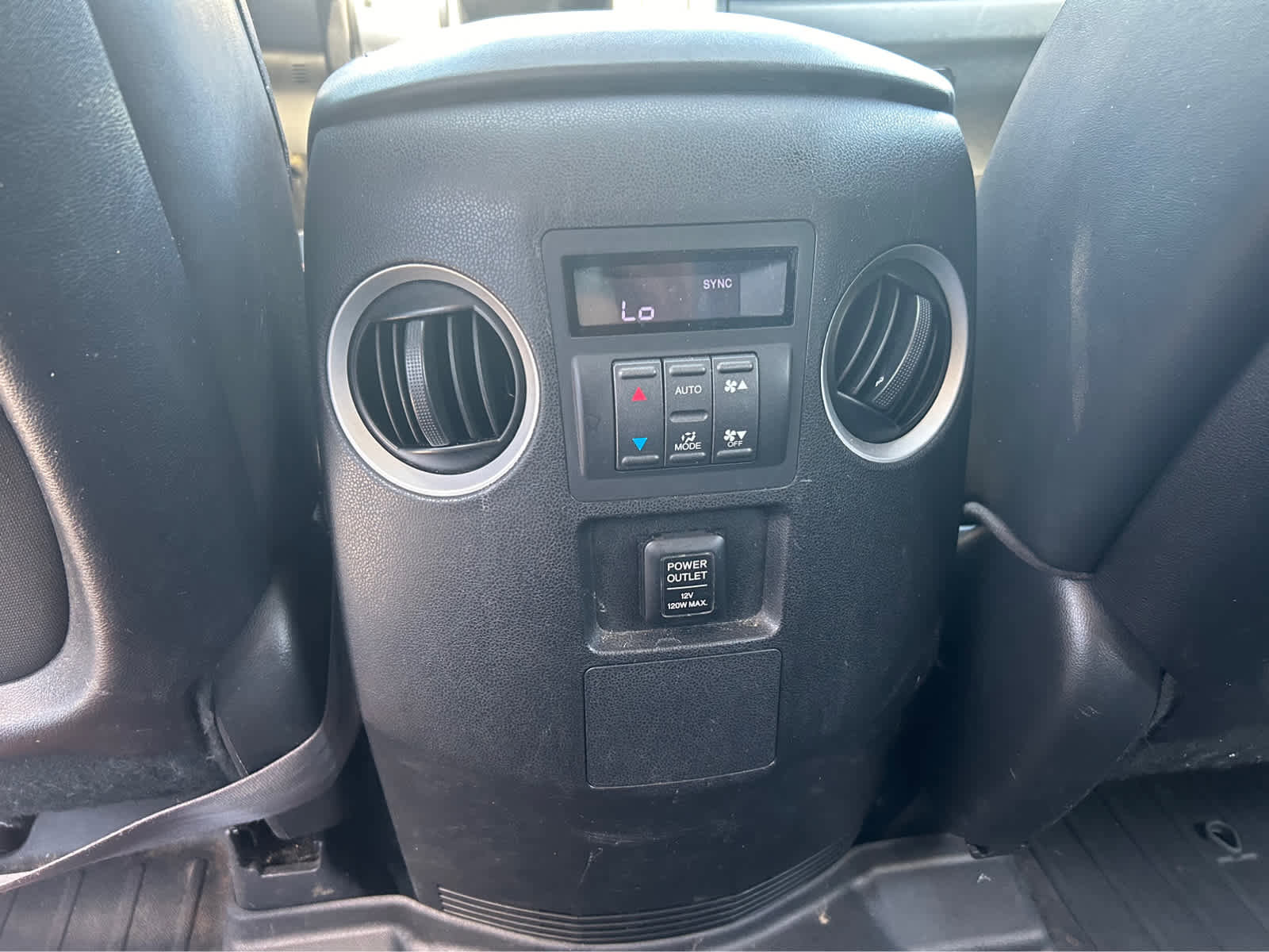 Used 2010 Honda Pilot EX-L image 17