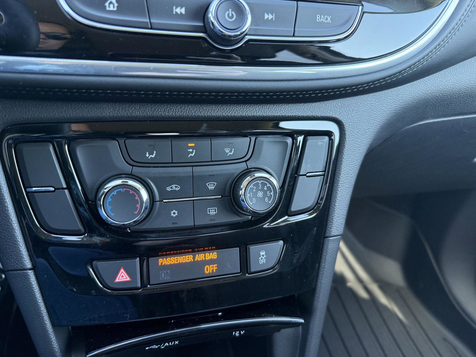 Used 2020 Buick Encore Preferred image 16