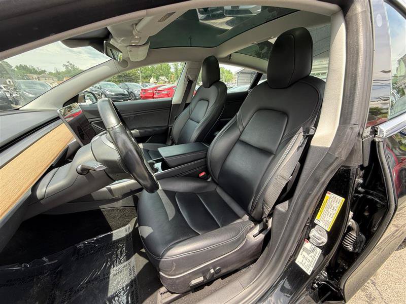 Used 2020 Tesla Model 3 Long Range AWD/4WD image 9