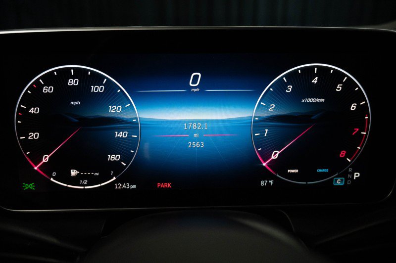 Certified 2026 Mercedes-Benz GLC 300 image 30
