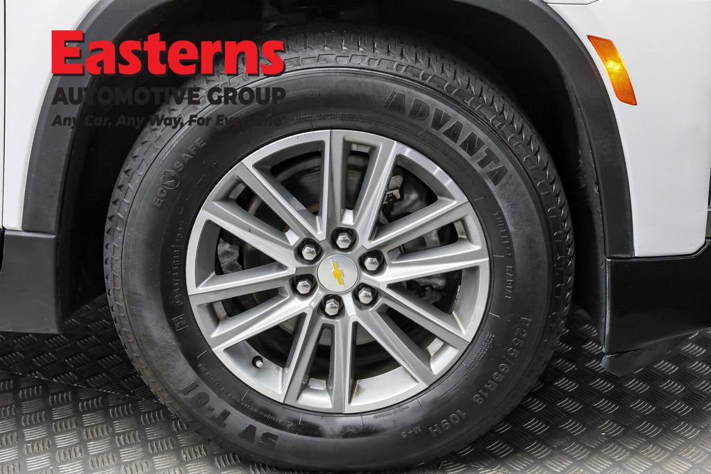 Used 2022 Chevrolet Traverse LT image 32