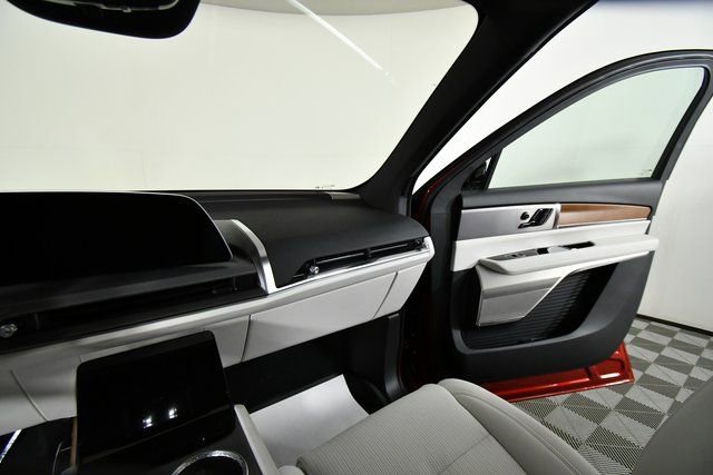 New 2026 Cadillac Vistiq Luxury w/ LPO, Floor Liner Package image 13