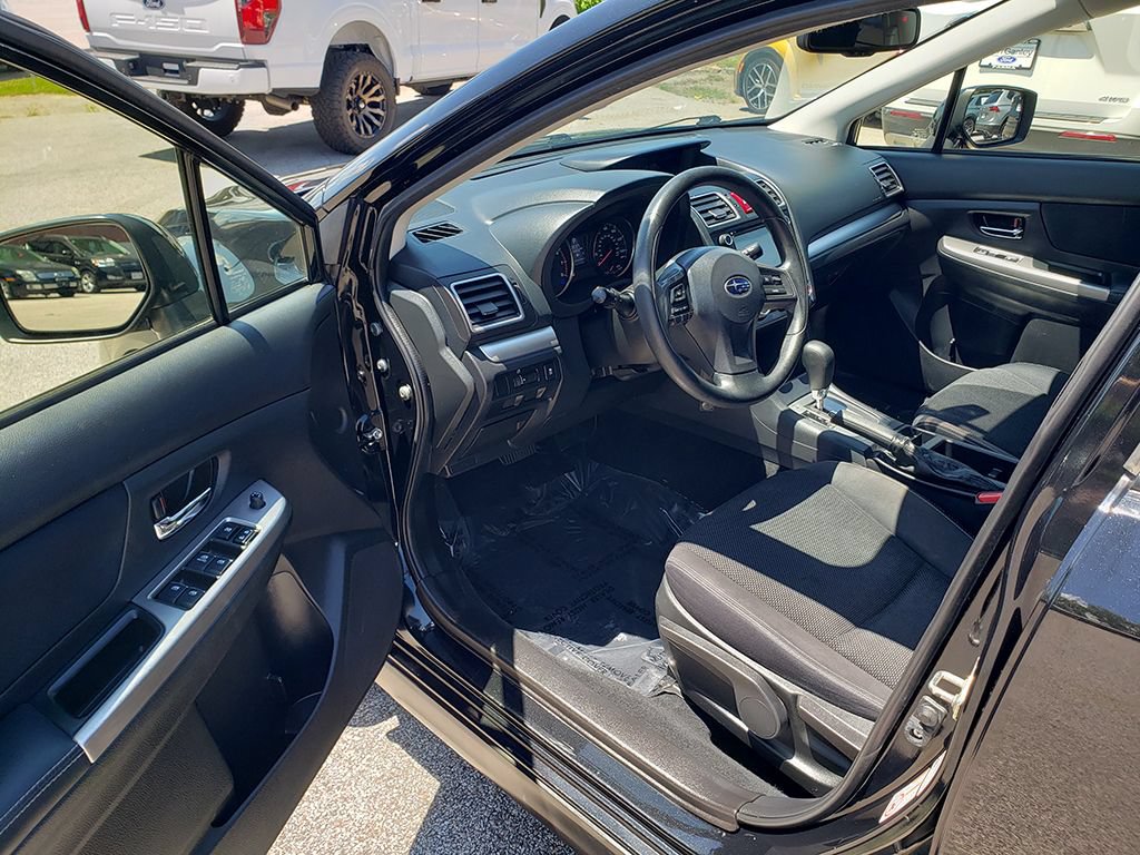 Used 2015 Subaru Crosstrek 2.0i Premium AWD/4WD image 9