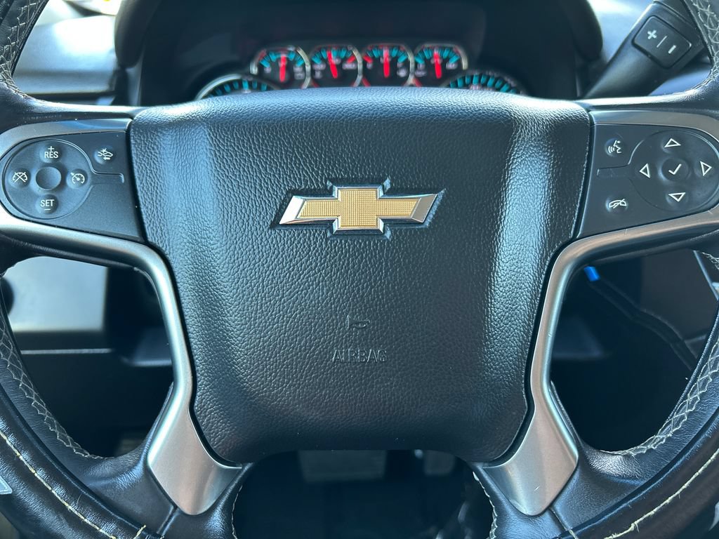 Used 2018 Chevrolet Suburban LT AWD/4WD image 10