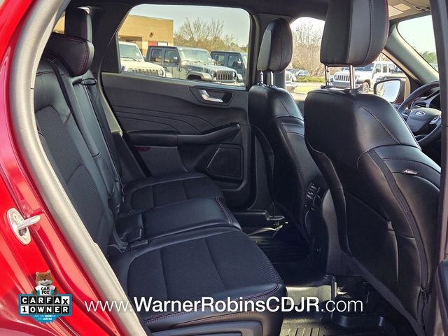 Used 2025 Ford Escape ST-Line image 14