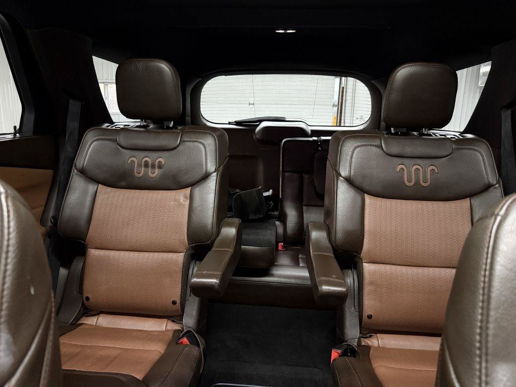 Used 2021 Ford Explorer King Ranch w/ Premium Technology Package AWD/4WD image 15