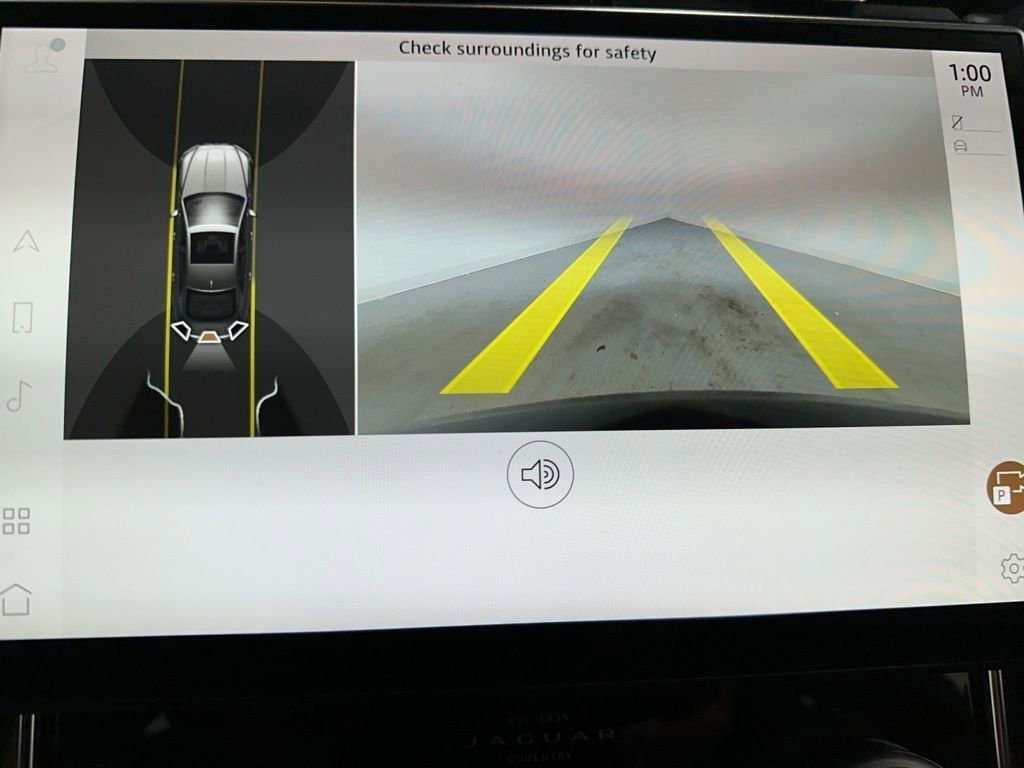 Used 2024 Jaguar XF R-Dynamic SE image 11