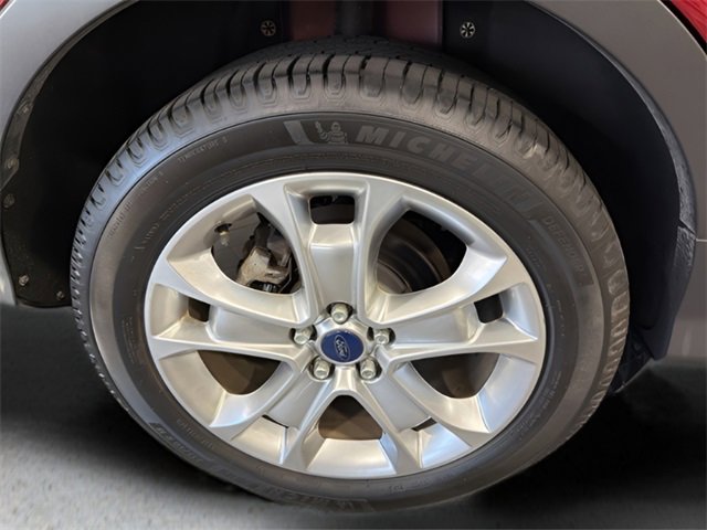 Used 2015 Ford Escape Titanium image 40