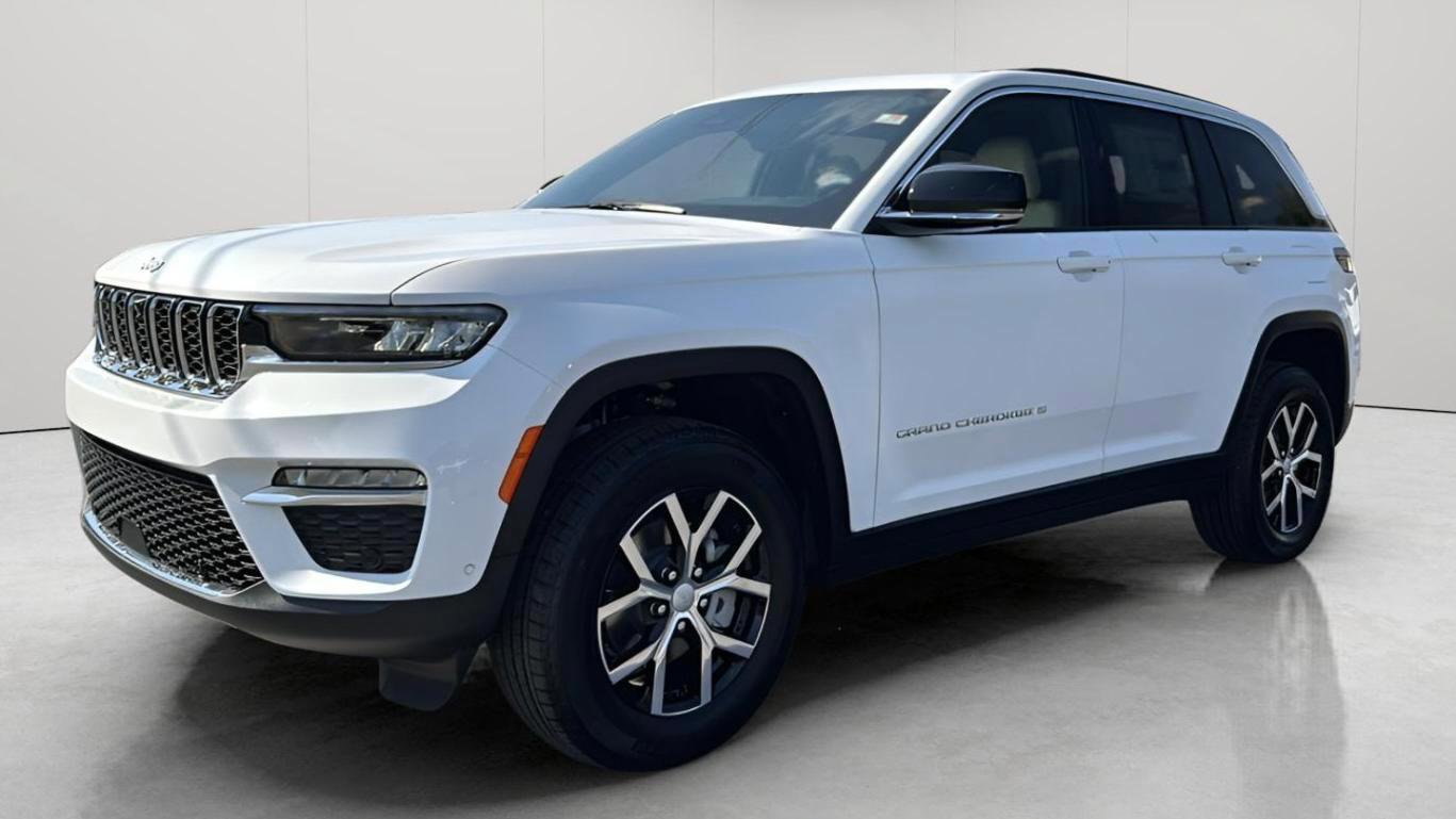 New 2025 Jeep Grand Cherokee Limited w/ Luxury Tech Group II image 10