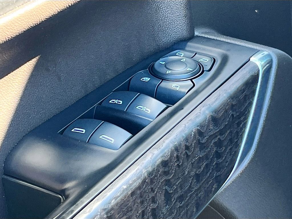 Used 2021 GMC Sierra 1500 Denali w/ Denali Ultimate Package image 18