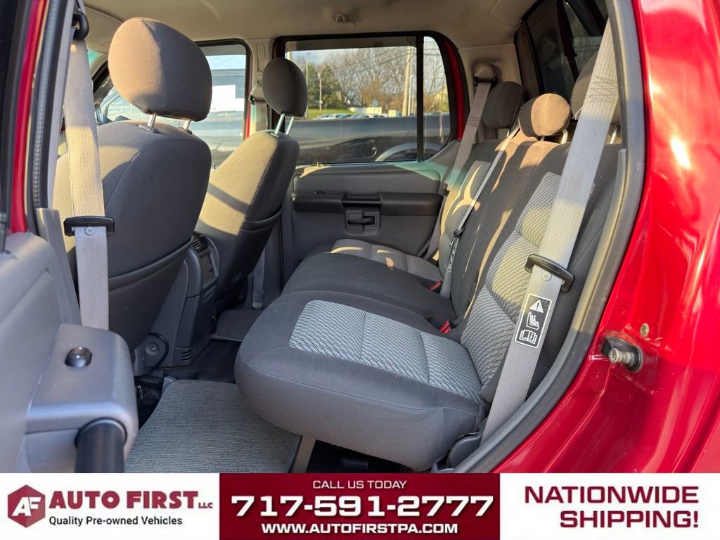 Used 2004 Ford Explorer Sport Trac XLS AWD/4WD image 12