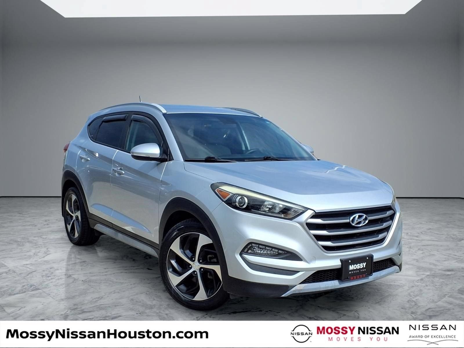 Used 2017 Hyundai Tucson Sport w/ Cargo Package FWD image 1