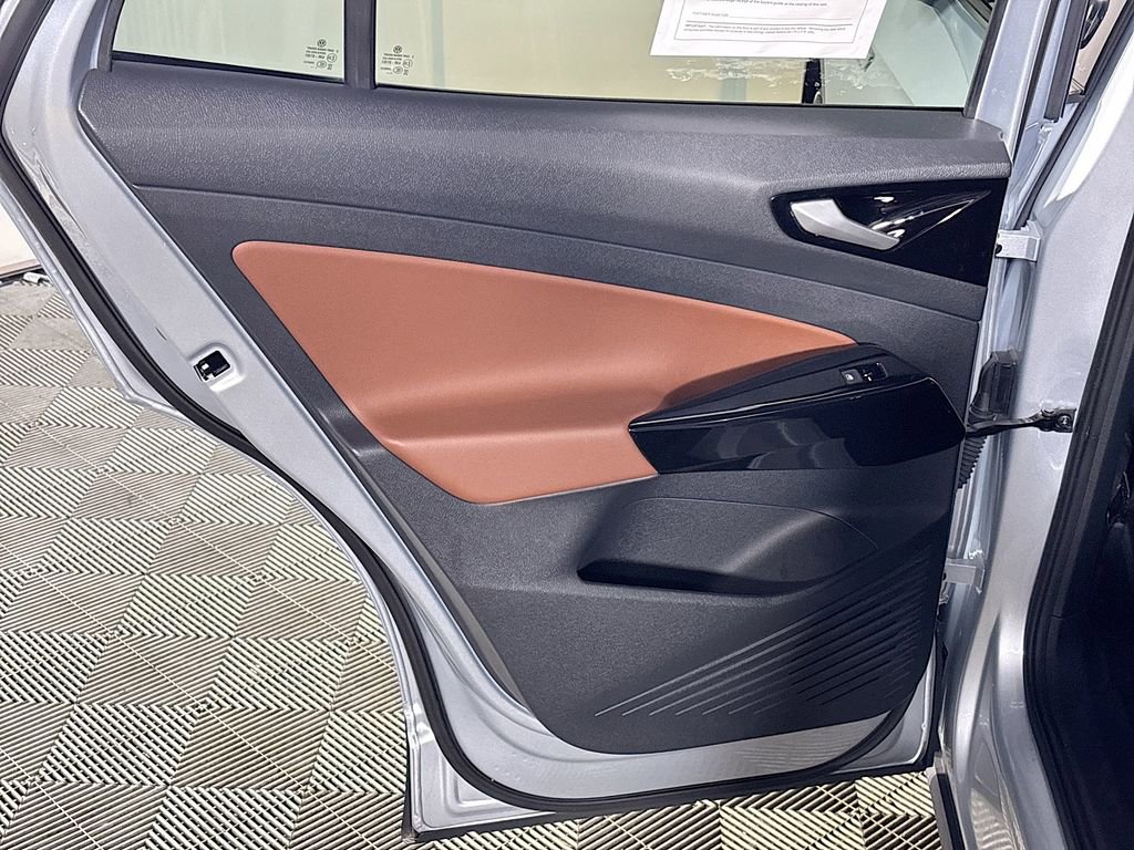 Used 2021 Volkswagen ID.4 Pro S w/ Gradient Package image 20