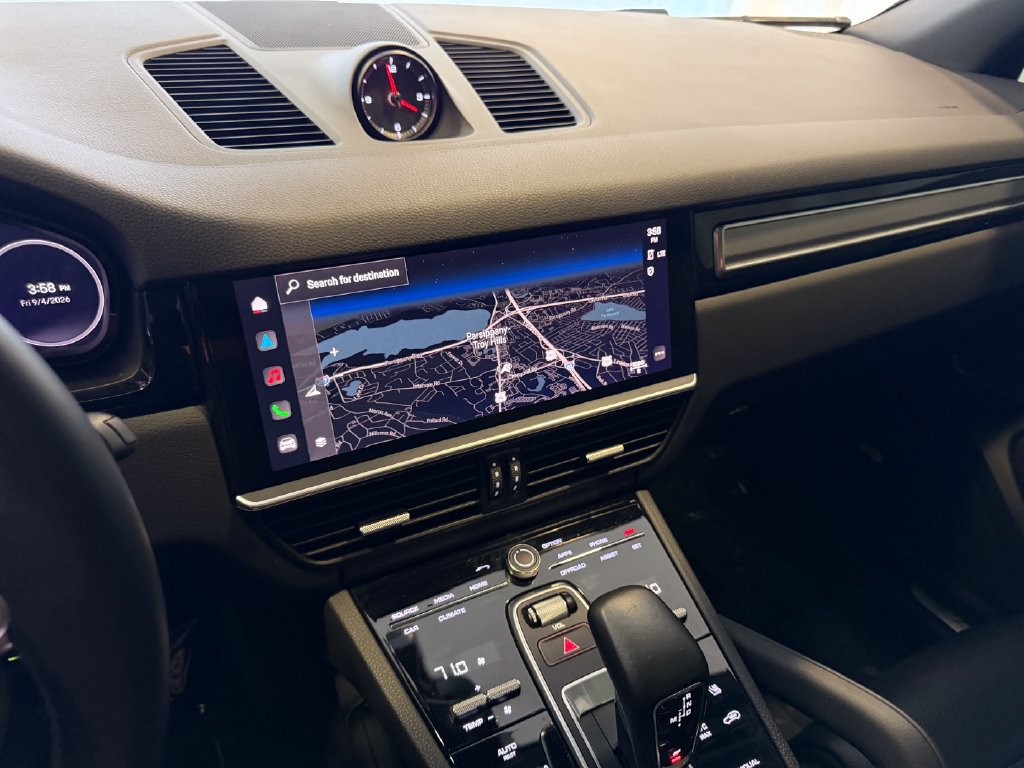 Certified 2023 Porsche Cayenne Platinum Edition AWD/4WD image 23
