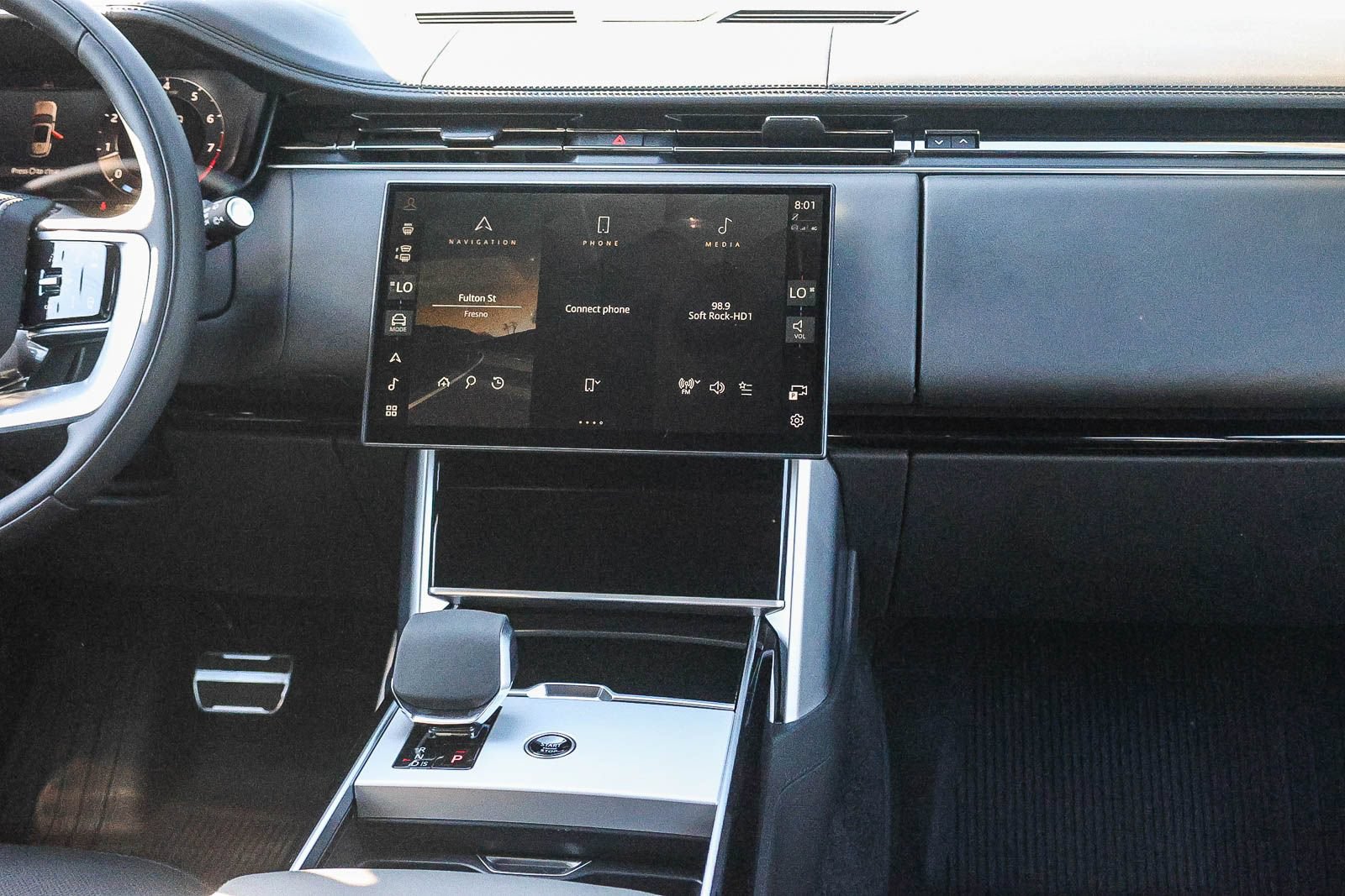 Certified 2024 Land Rover Range Rover SE AWD/4WD image 22