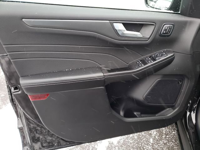 New 2026 Ford Escape Active w/ Active Premium Tech Pack image 18