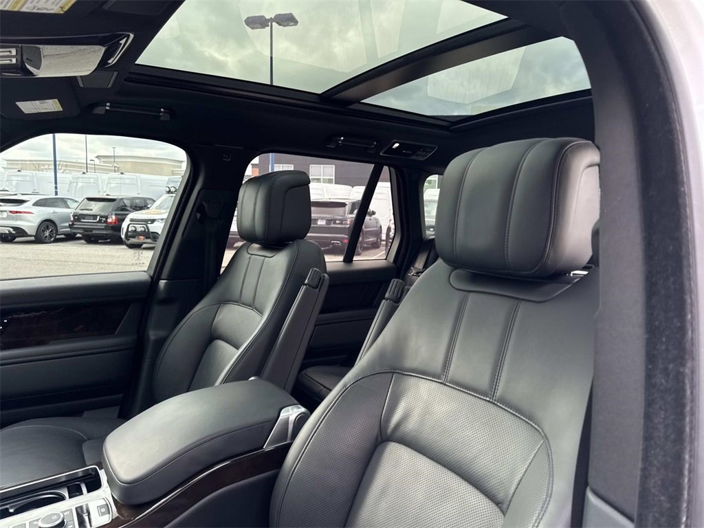 Used 2021 Land Rover Range Rover Westminster Edition image 20