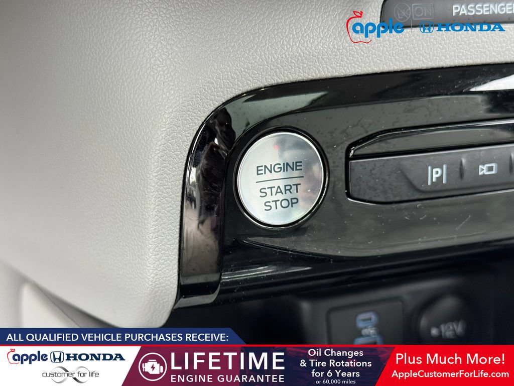 Used 2023 Ford Escape Platinum w/ Premium Technology Package AWD/4WD image 27